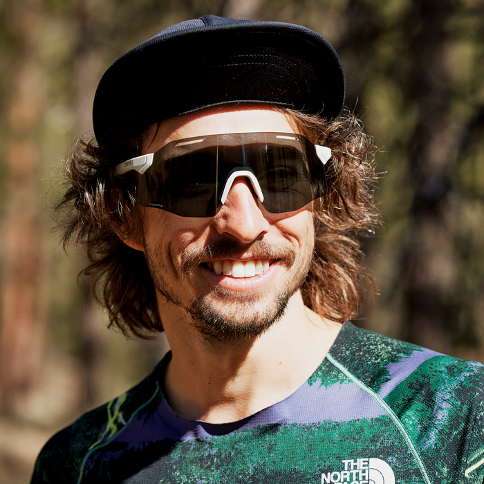 Vert PivLock, Matte Bone + ChromaPop Black Lens, hi-res